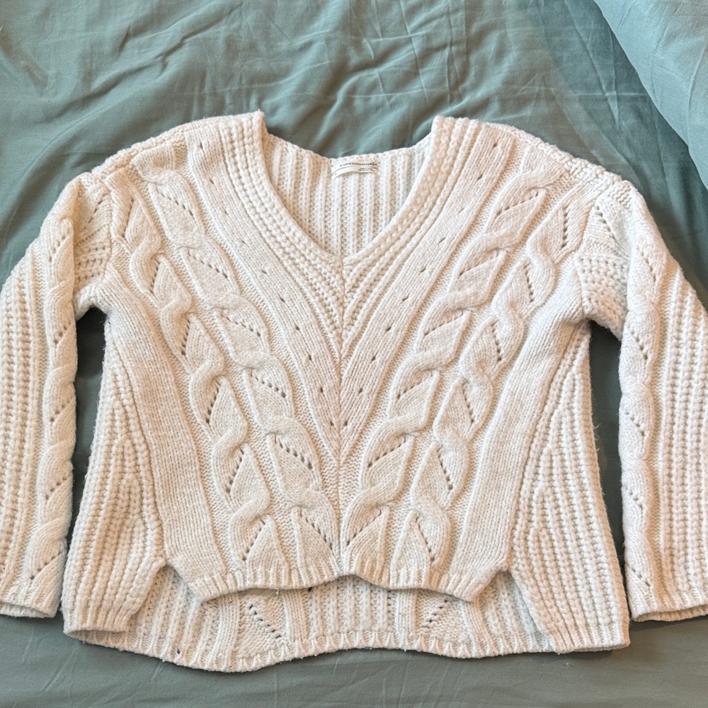 Anthropologie Cream V-Neck Cable Knit Sweater